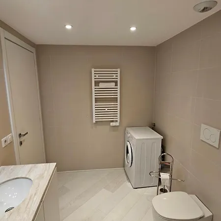 The Blue House, Lovely In The Cote D'azur For 6 People *