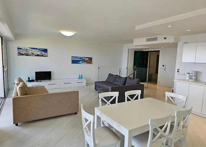 The Blue House, Lovely In The Cote D'azur For 6 People Appartement