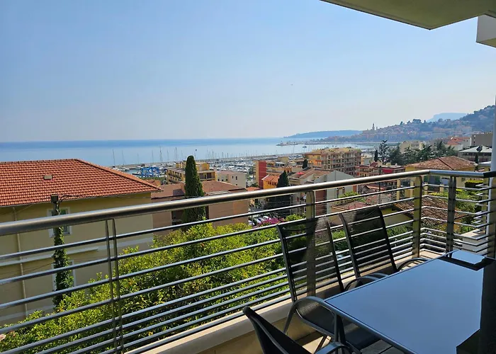 The Blue House, Lovely In The Cote D'azur For 6 People Apartment