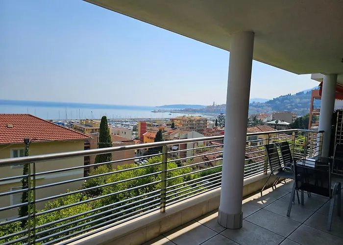 The Blue House, Lovely In The Cote D'azur For 6 People Menton