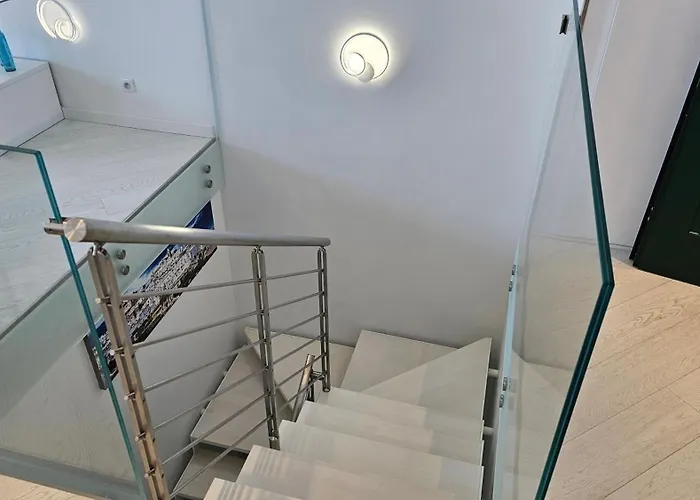 The Blue House, Lovely In The Cote D'azur For 6 People * Menton